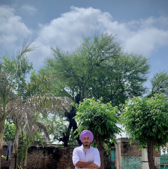 Meet your Posher, Gurmeet - Picture 1 of 1